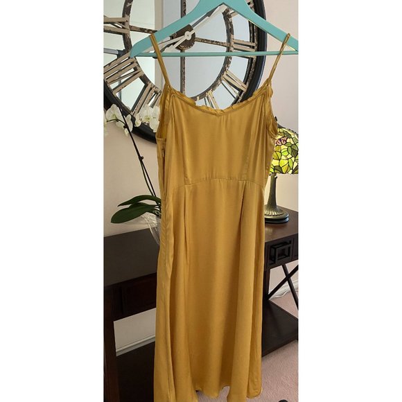 Aritzia Wilfred Mille Ciaro Gold Slip Dress - Picture 4 of 8